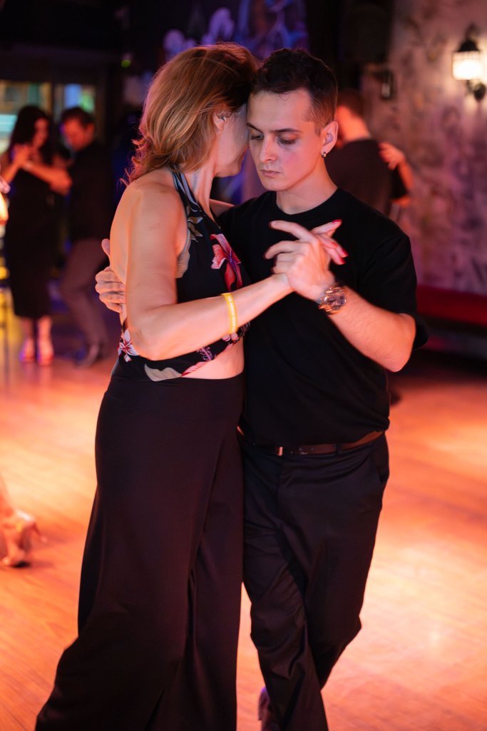 Los Amigos Tango Maraton