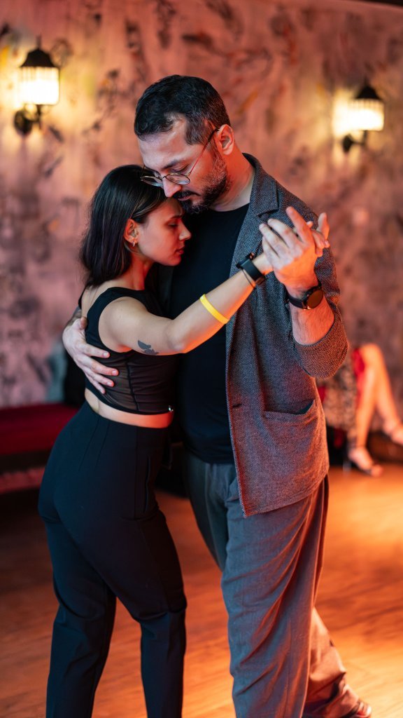 Los Amigos Tango Maraton