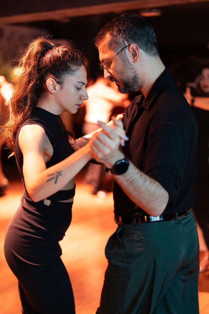 Los Amigos Tango Maraton