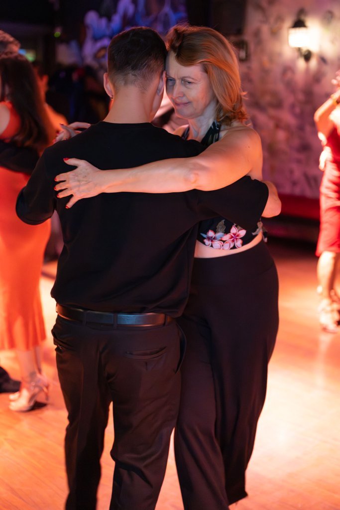Los Amigos Tango Maraton