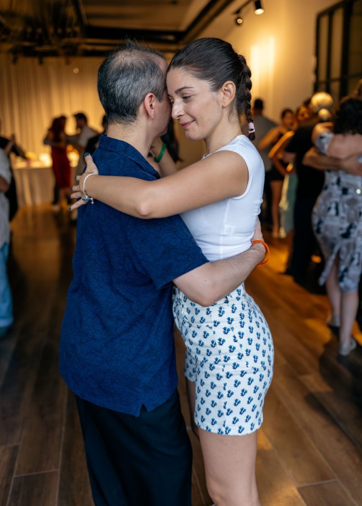 Mar Negro Tango Marathon