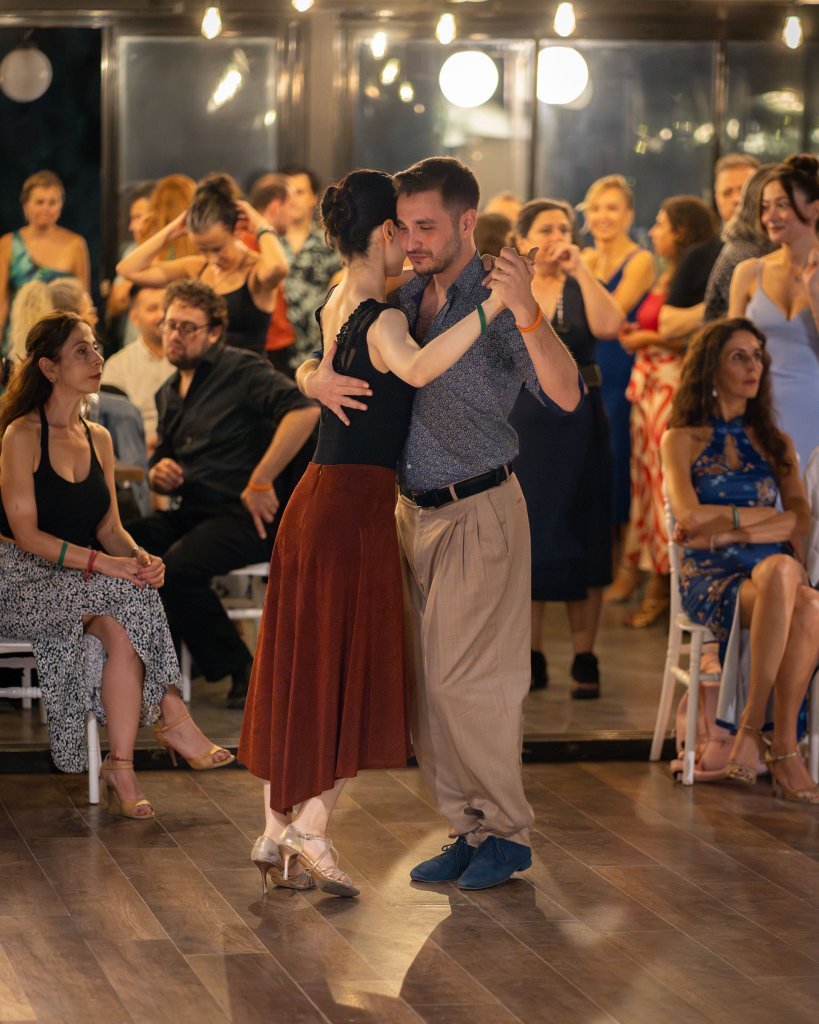 Mar Negro Tango Marathon