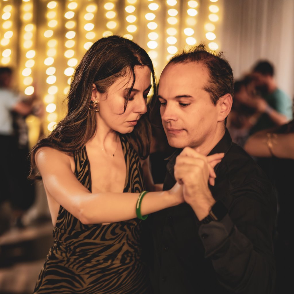 Mar Negro Tango Marathon