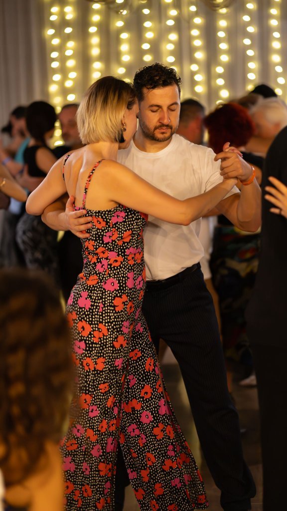 Mar Negro Tango Marathon