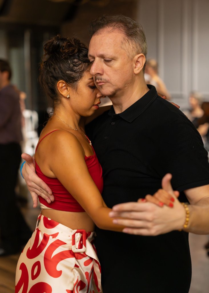 Mar Negro Tango Marathon