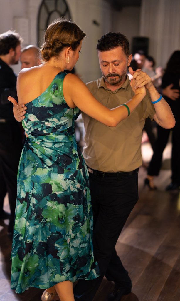 Mar Negro Tango Marathon