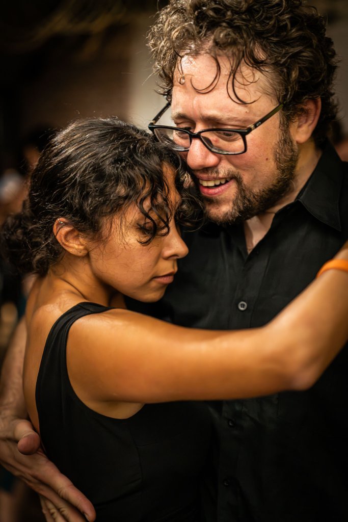 Mar Negro Tango Marathon