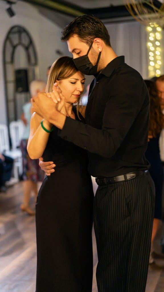 Mar Negro Tango Marathon
