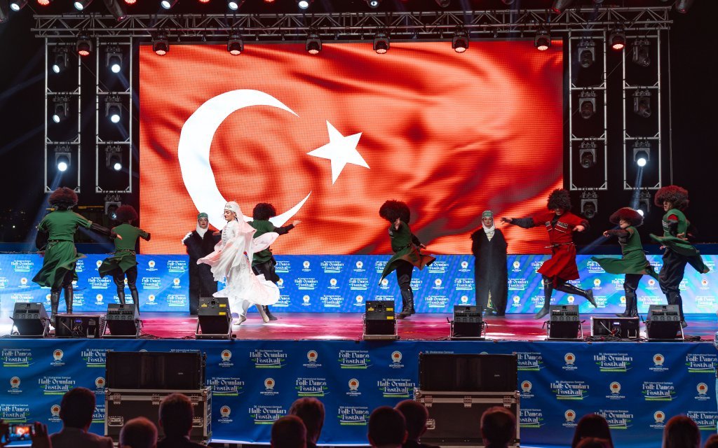Azamad Halk Oyunları Festivali