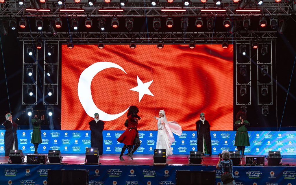 Azamad Halk Oyunları Festivali