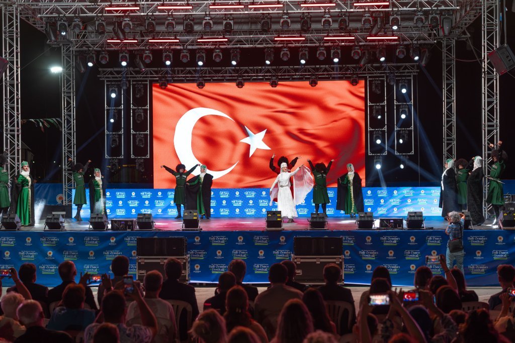 Azamad Halk Oyunları Festivali