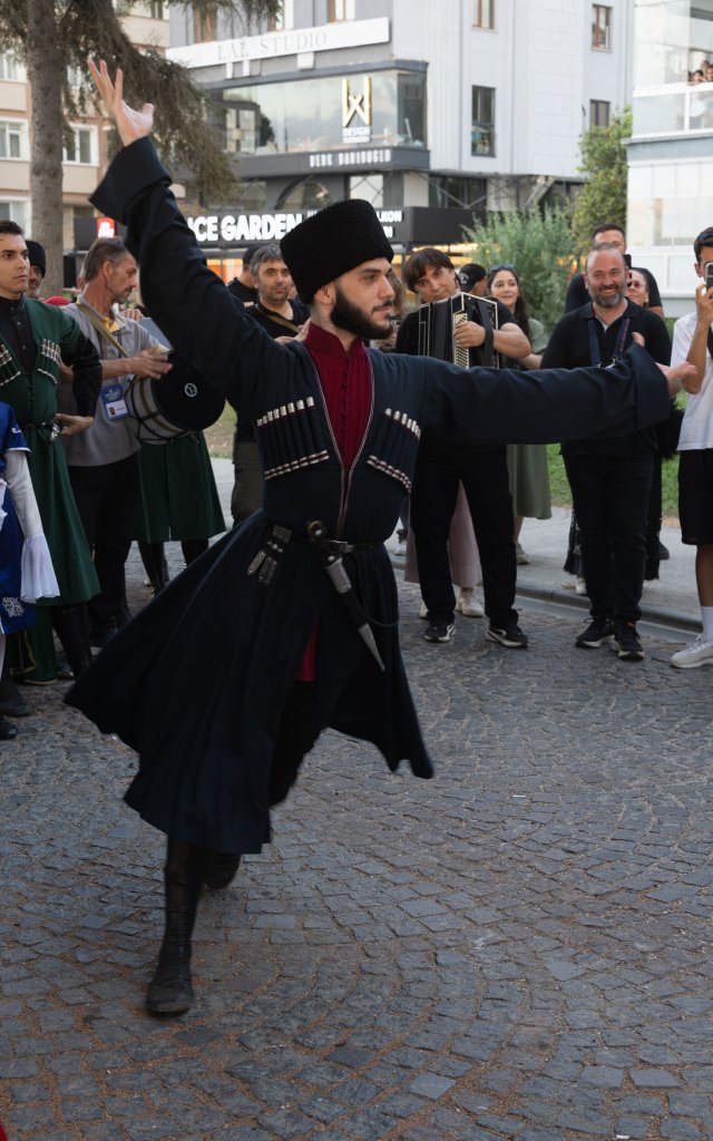 Azamad Halk Oyunları Festivali