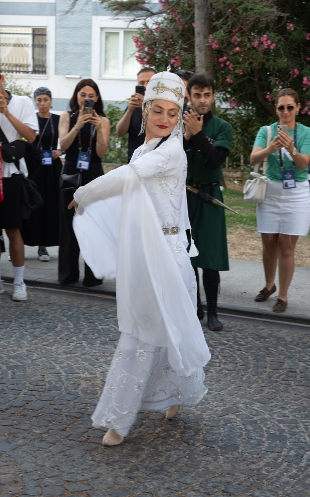 Azamad Halk Oyunları Festivali