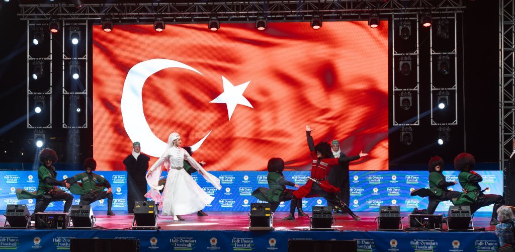 Azamad Halk Oyunları Festivali