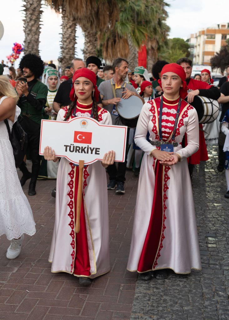 Azamad Halk Oyunları Festivali