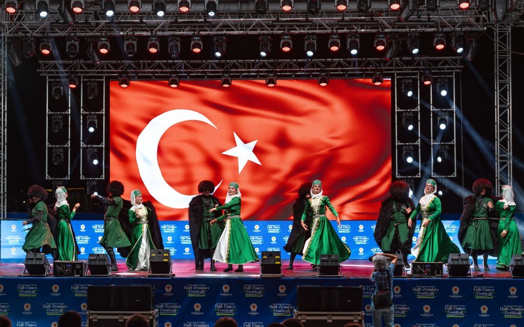 Azamad Halk Oyunları Festivali