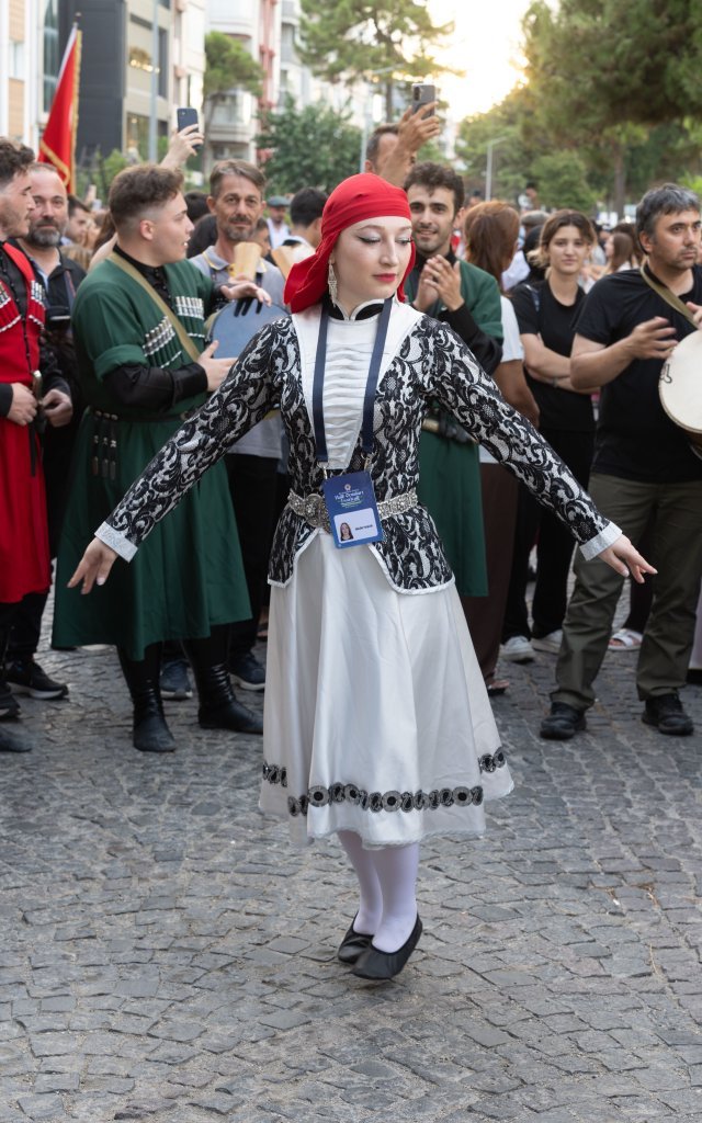 Azamad Halk Oyunları Festivali