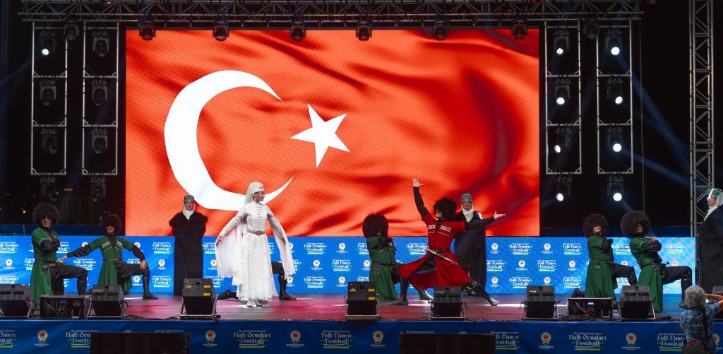 Azamad Halk Oyunları Festivali