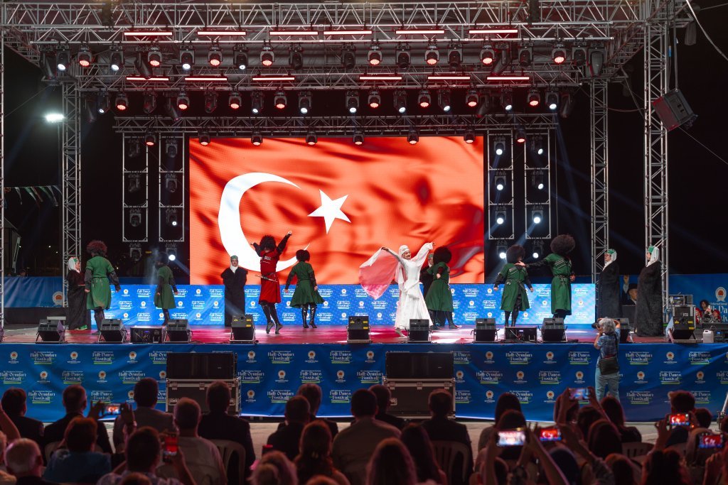 Azamad Halk Oyunları Festivali