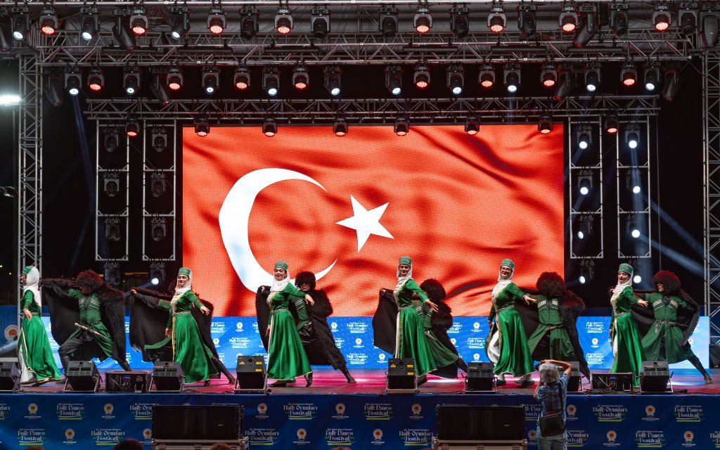 Azamad Halk Oyunları Festivali