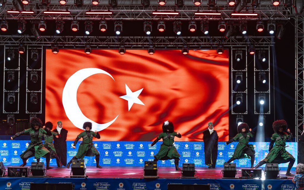 Azamad Halk Oyunları Festivali