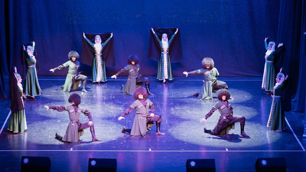 Azamad Kafkas Halk Dansları Yıl Sonu Gösterisi