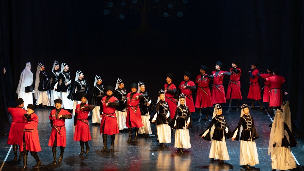Azamad Kafkas Halk Dansları Yıl Sonu Gösterisi