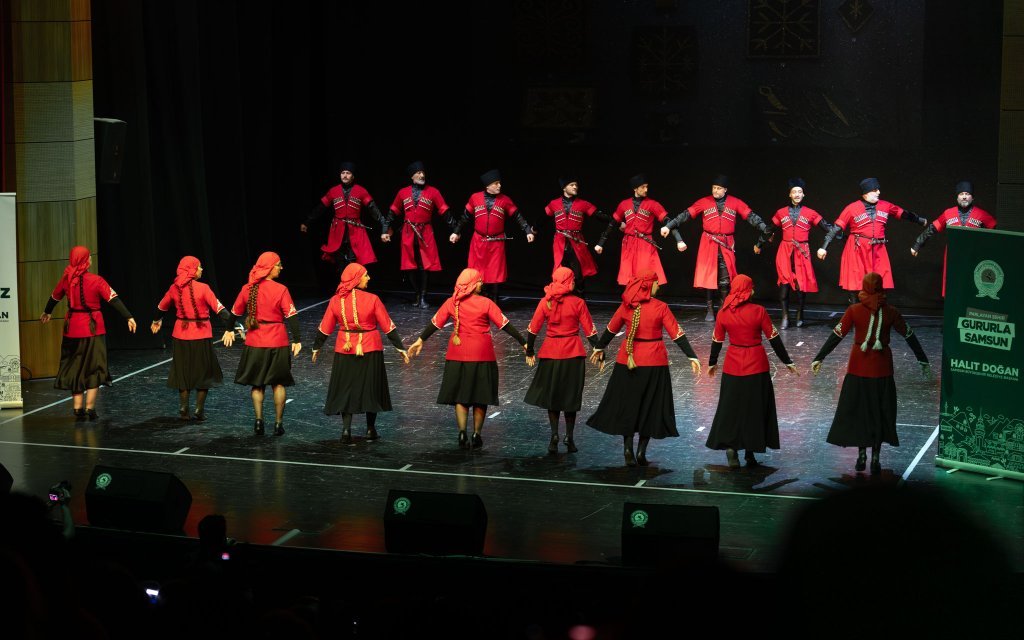 Azamad Kafkas Halk Dansları Yıl Sonu Gösterisi