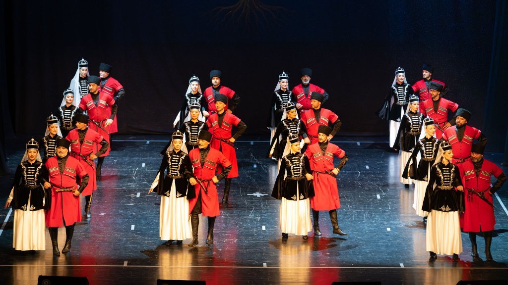 Azamad Kafkas Halk Dansları Yıl Sonu Gösterisi