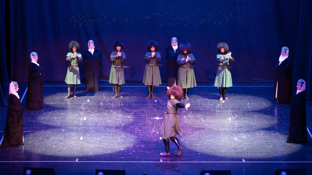Azamad Kafkas Halk Dansları Yıl Sonu Gösterisi