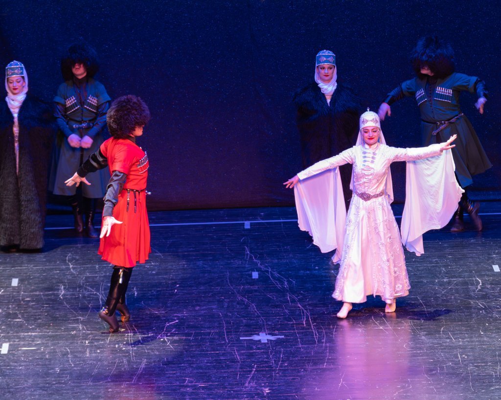 Azamad Kafkas Halk Dansları Yıl Sonu Gösterisi