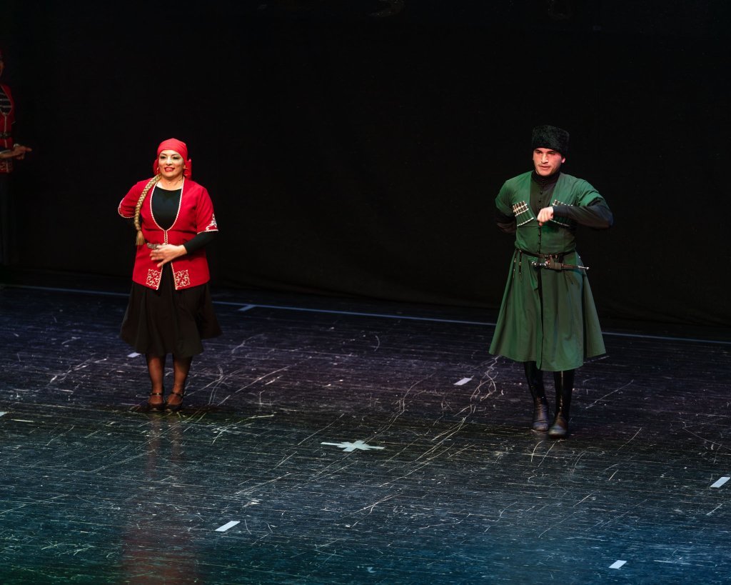 Azamad Kafkas Halk Dansları Yıl Sonu Gösterisi