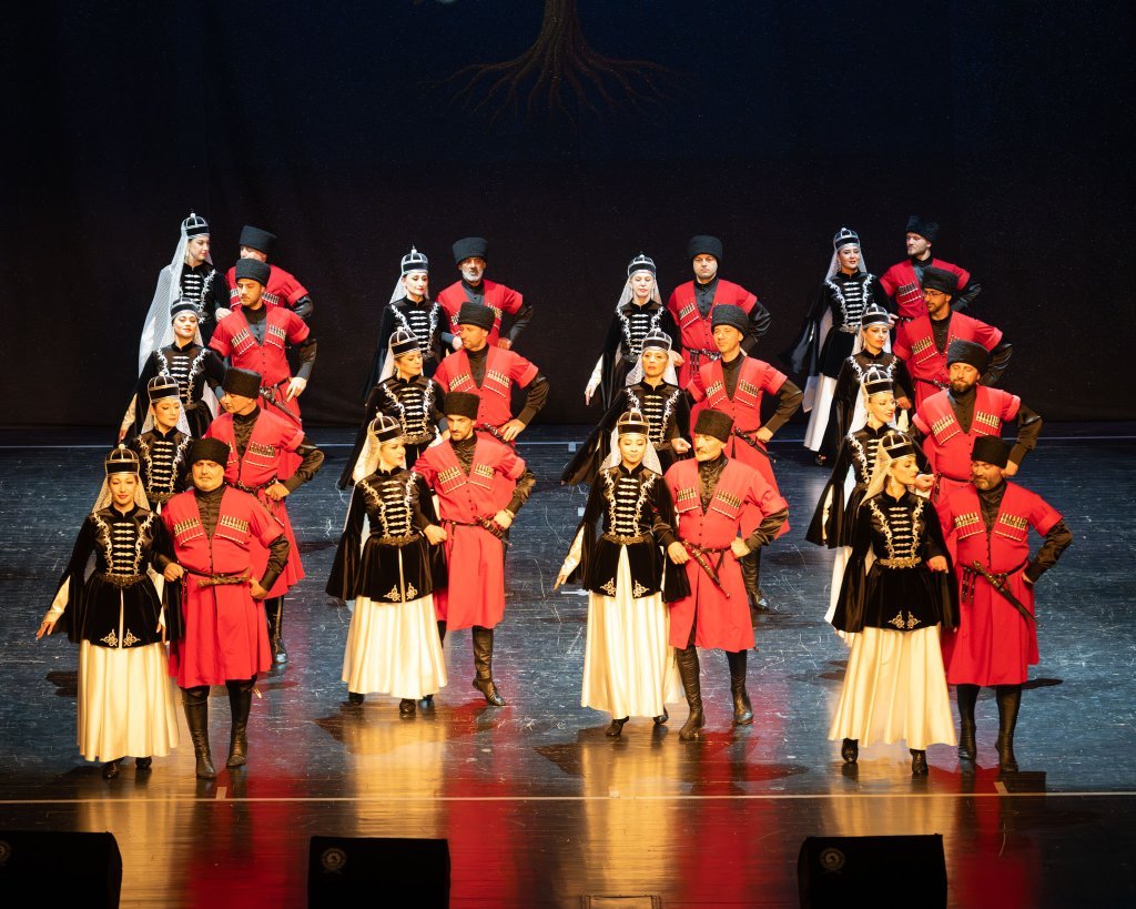 Azamad Kafkas Halk Dansları Yıl Sonu Gösterisi