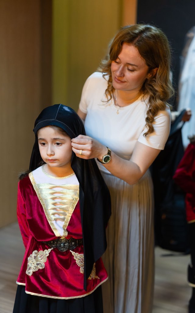 Azamad Kafkas Halk Dansları Yıl Sonu Gösterisi