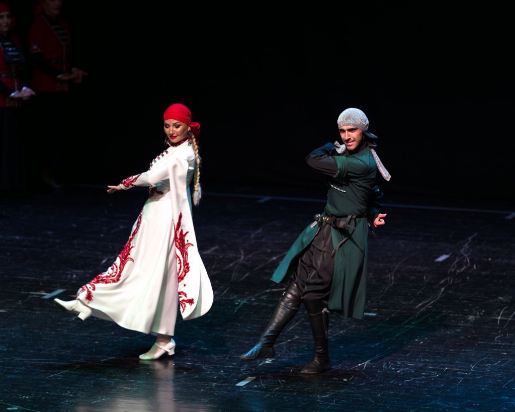 Azamad Kafkas Halk Dansları Yıl Sonu Gösterisi