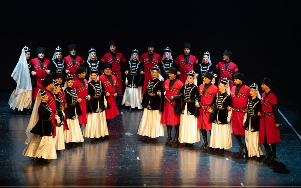 Azamad Kafkas Halk Dansları Yıl Sonu Gösterisi