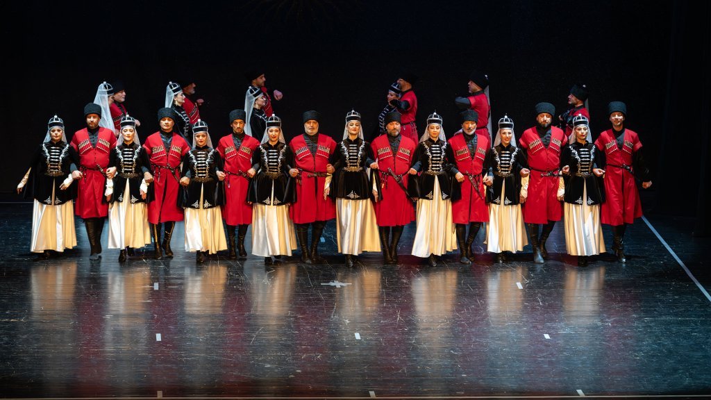 Azamad Kafkas Halk Dansları Yıl Sonu Gösterisi