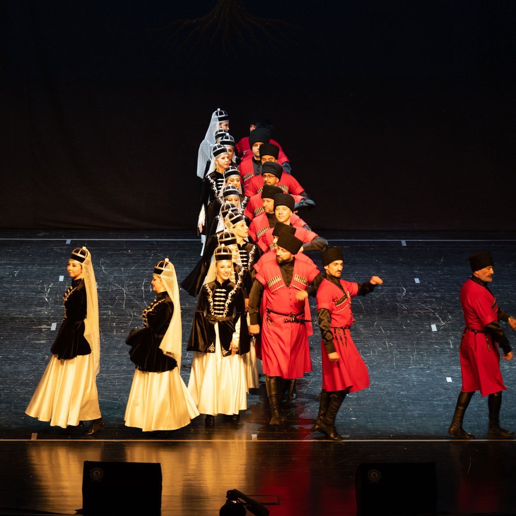 Azamad Kafkas Halk Dansları Yıl Sonu Gösterisi