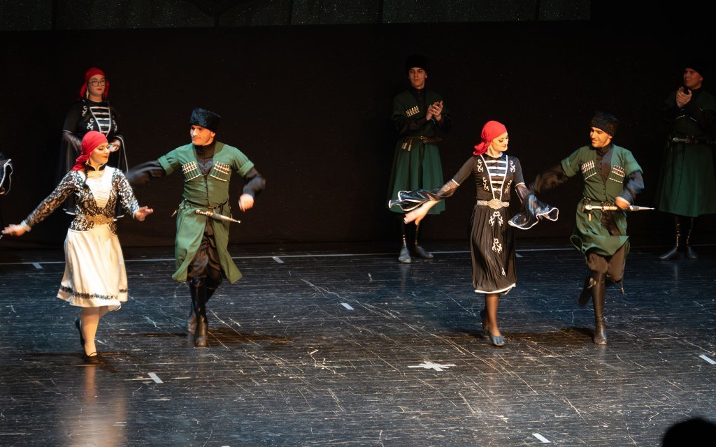 Azamad Kafkas Halk Dansları Yıl Sonu Gösterisi