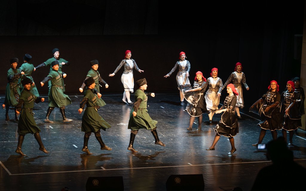 Azamad Kafkas Halk Dansları Yıl Sonu Gösterisi